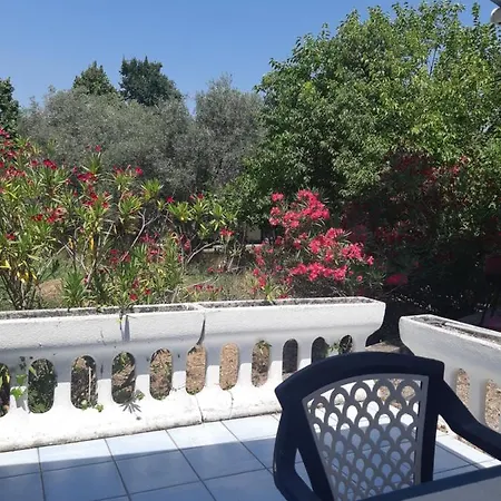 Apartment La Marina Gardens *